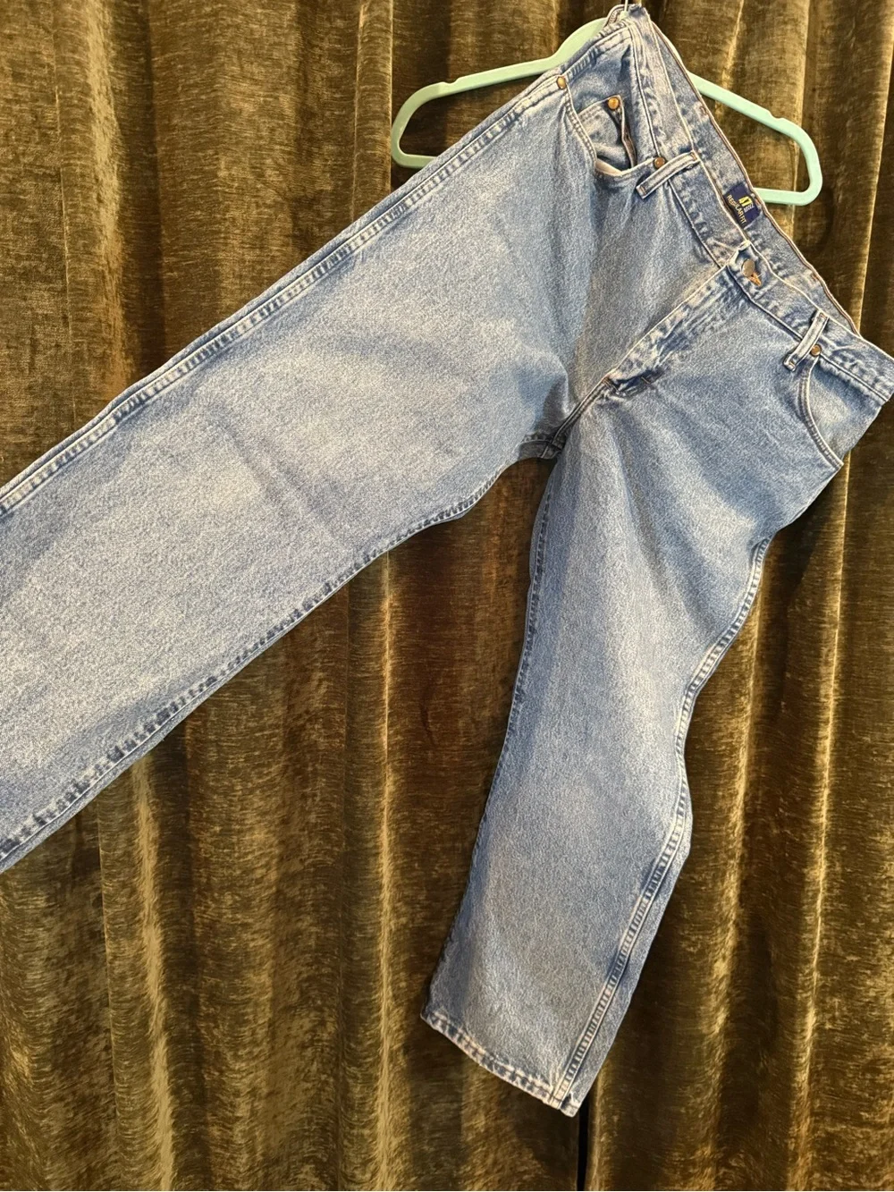 Wrangler Light Wash Men's Relaxed Jeans